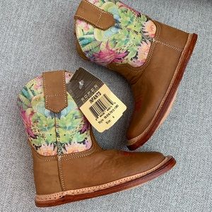 Brand new Roper infant boots